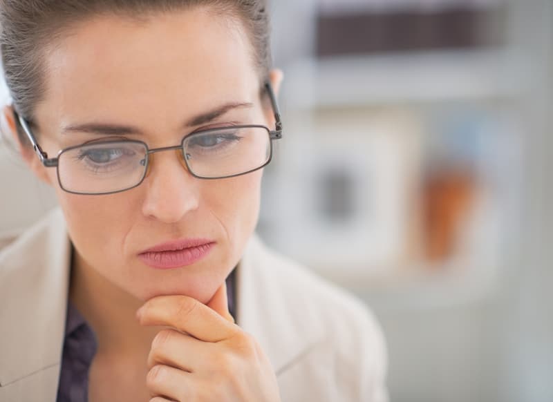 gleitsichtbrille oder linsenimplantat vergleich altersweitsichtigkeit schweiz